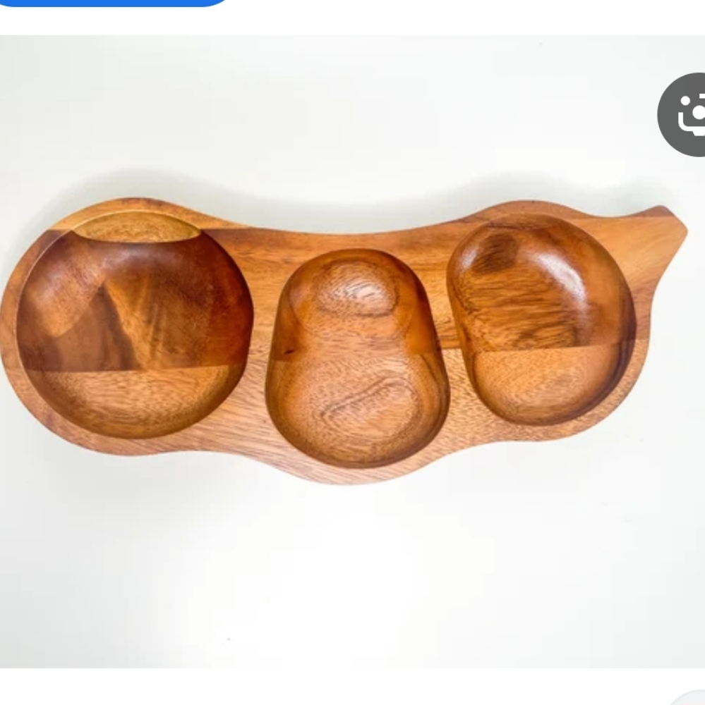 Vintage Bean Shaped Handcrafted Wood Monkey Pod Tray